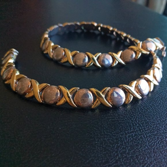 2-Tone "XOXO" 925 Sterling Silver Collar Necklace - Picture 7 of 7